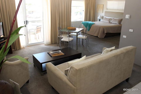 Mollymook Cove Apartments - Accommodation Kalgoorlie 19