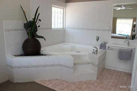 Mollymook Cove Apartments - Accommodation Kalgoorlie 8