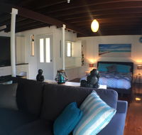 High Tide at Emerald - Accommodation Kalgoorlie