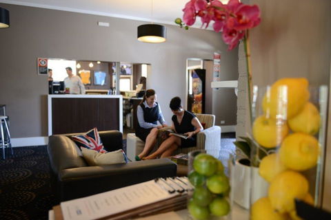 Crossroads Hotel - Accommodation Kalgoorlie 36