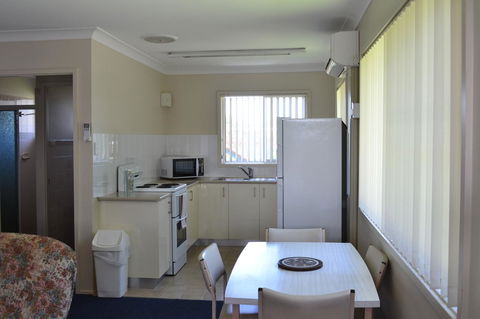 Sundial Holiday Units - Accommodation Kalgoorlie 39