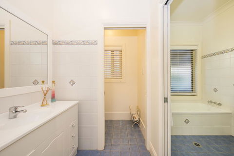 Colonial Court Villas - Accommodation Kalgoorlie 6