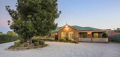 Colonial Court Villas - Accommodation Kalgoorlie 4