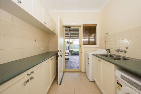 Colonial Court Villas - Accommodation Kalgoorlie 7