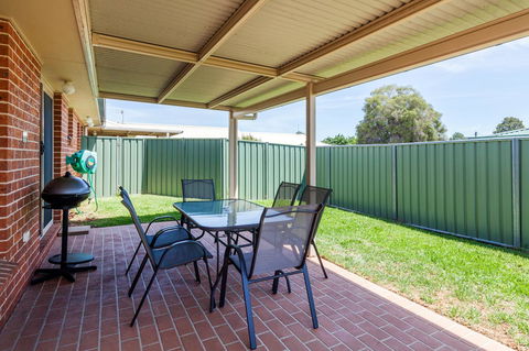 Colonial Court Villas - Accommodation Kalgoorlie 0