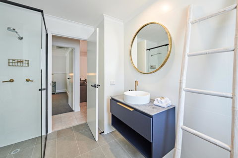 The Lord Byron - Accommodation Kalgoorlie 17