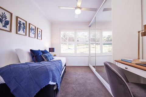 Bright And Spacious Family Home With Leafy Deck - Accommodation Kalgoorlie 28