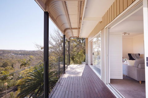 Bright And Spacious Family Home With Leafy Deck - Accommodation Kalgoorlie 23