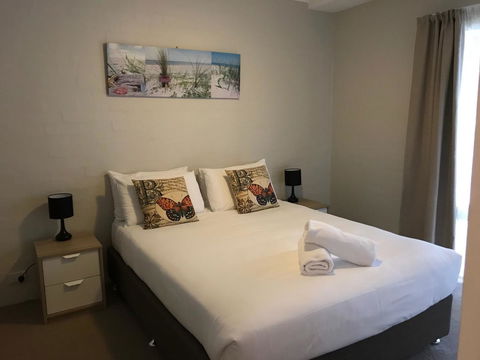 Mariner Bay Apartments - Accommodation Kalgoorlie 11