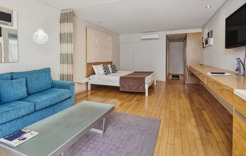 Waves Byron Bay - Accommodation Kalgoorlie 39