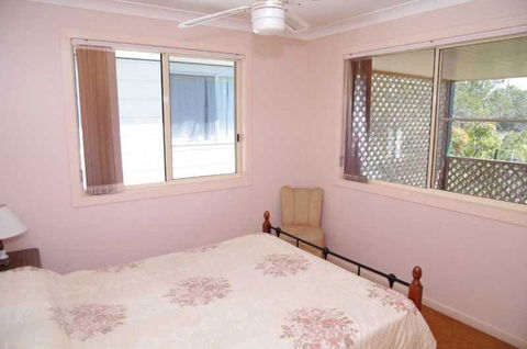 Bellhaven 2, 17 Willow Street - Accommodation Kalgoorlie 3