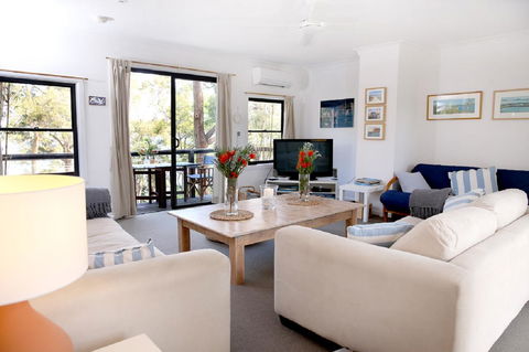 Refuge Cove On Pittwater - Accommodation Kalgoorlie 5