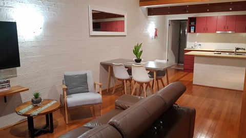 Great Escape Lofts - Accommodation Kalgoorlie 2