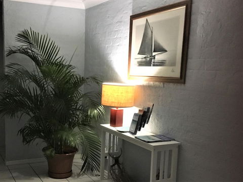 Yigala House - Accommodation Kalgoorlie 5