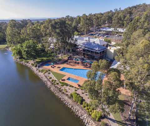 Oaks Cypress Lakes Resort - Accommodation Kalgoorlie 0
