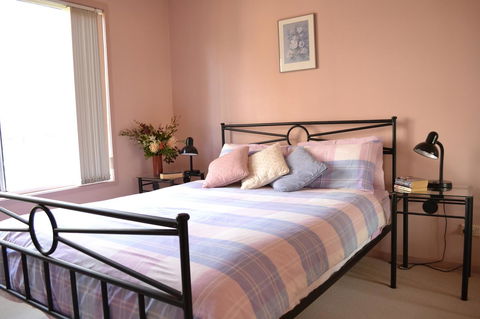 Bundle Hill Cottages - Accommodation Kalgoorlie 28