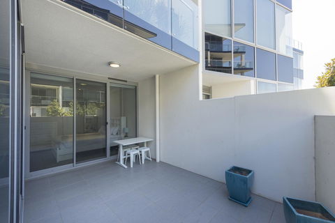 Lakefront 116 Kingston ACT - Accommodation Kalgoorlie 3