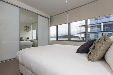 Lakefront 116 Kingston ACT - Accommodation Kalgoorlie 10