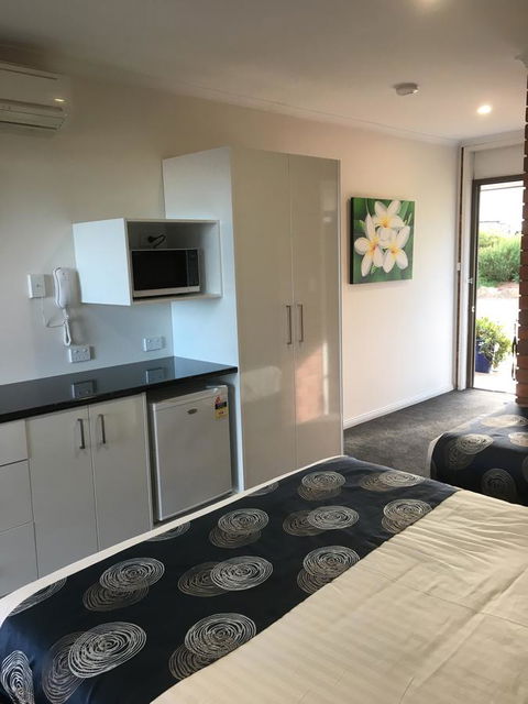Pelican Motor Inn - Accommodation Kalgoorlie 9