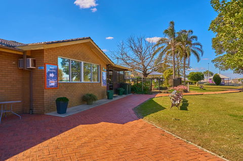 Hunter Oasis - Accommodation Kalgoorlie 35