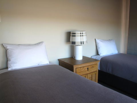 Hunter Oasis - Accommodation Kalgoorlie 1
