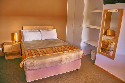 Hunter Oasis - Accommodation Kalgoorlie 31
