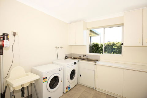 Neptune I Absolute Beachfront I Stunning Views - Accommodation Kalgoorlie 25