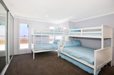 Neptune I Absolute Beachfront I Stunning Views - Accommodation Kalgoorlie 17