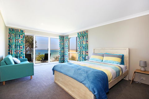 Neptune I Absolute Beachfront I Stunning Views - Accommodation Kalgoorlie 16