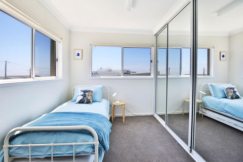 Neptune I Absolute Beachfront I Stunning Views - Accommodation Kalgoorlie 14