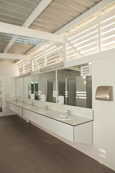 Blue Lagoon Beach Resort - Accommodation Kalgoorlie 20