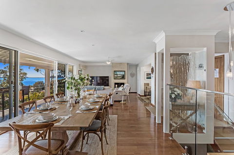 Phuza Maningi 17 Myan Close - Accommodation Kalgoorlie 6