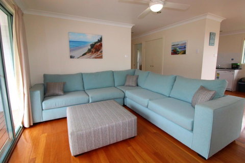 Anglesea, 17 Hodgson Street - Accommodation Kalgoorlie 1