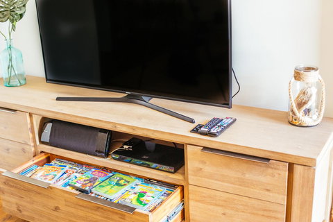 Sunbaker Pet Friendly Awards Finalist 4 Mins Walk To Culburra Beach - Accommodation Kalgoorlie 9