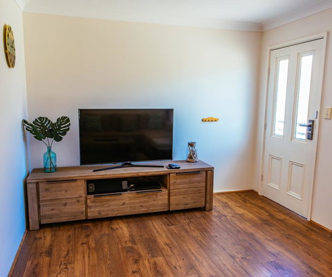 Sunbaker Pet Friendly Awards Finalist 4 Mins Walk To Culburra Beach - Accommodation Kalgoorlie 8