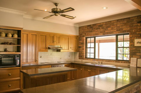 Ironstone Estate Lovedale - Accommodation Kalgoorlie 4