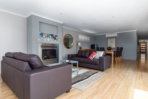 The Edgewater On Greville - Accommodation Kalgoorlie 12