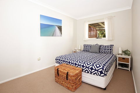 Hayes Beach House I Award Winner I 4 Mins To Beach - Accommodation Kalgoorlie 4