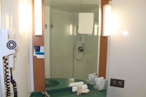 Ibis Newcastle - Accommodation Kalgoorlie 11