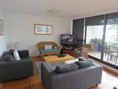 Manly Paradise Motel & Apartments - Accommodation Kalgoorlie 25
