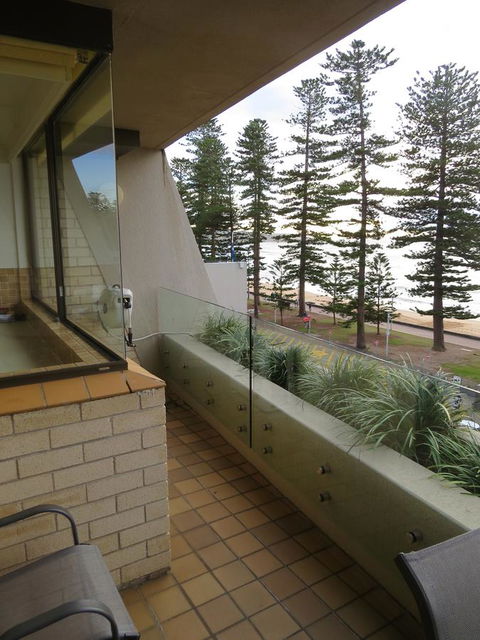 Manly Paradise Motel & Apartments - Accommodation Kalgoorlie 40