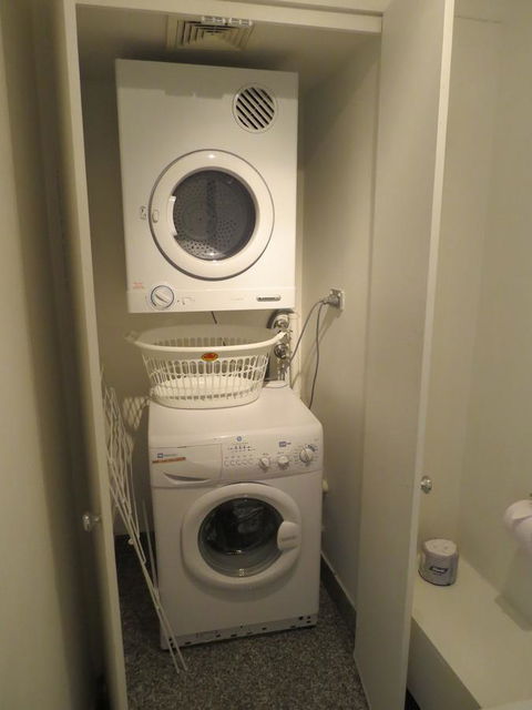 Manly Paradise Motel & Apartments - Accommodation Kalgoorlie 24