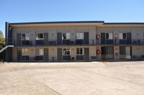 Commercial Hotel Motel Lithgow - Accommodation Kalgoorlie 0