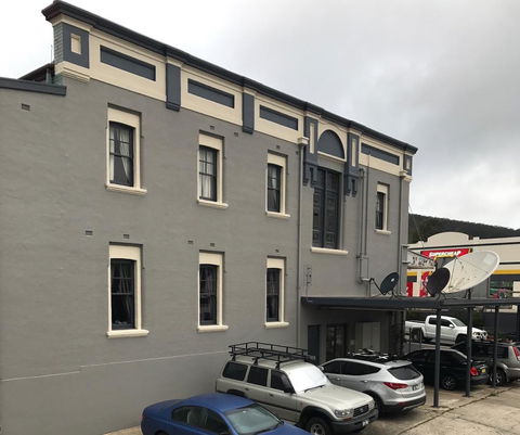 Commercial Hotel Motel Lithgow - Accommodation Kalgoorlie 2