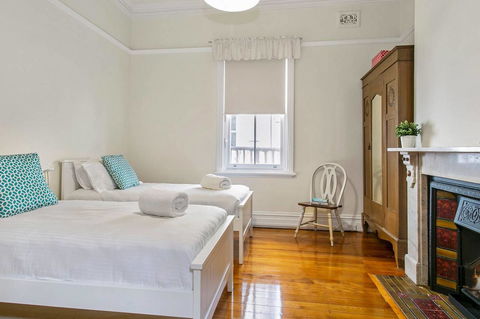 Oversized 2 Bedroom Manly Beach House - Accommodation Kalgoorlie 5