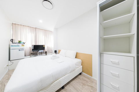 Dixon Residences - Accommodation Kalgoorlie 0