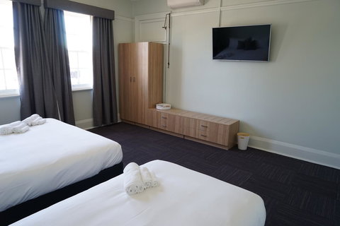 Rosehill Hotel - Accommodation Kalgoorlie 6