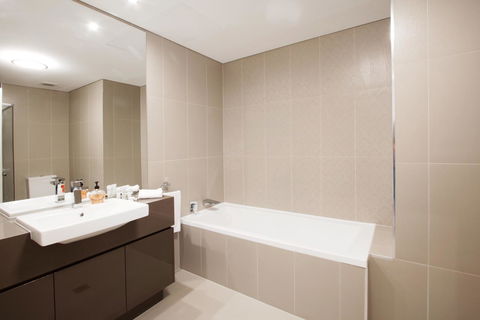 The Junction Palais - Modern And Spacious 2BR Bondi Junction Apartment Close To Everything - Accommodation Kalgoorlie 3