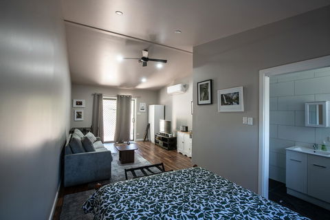 Pound Creek Gallery - Accommodation Kalgoorlie 16