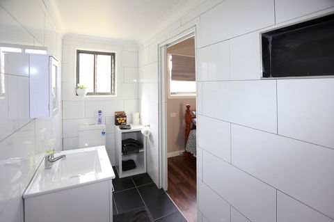 Pound Creek Gallery - Accommodation Kalgoorlie 6